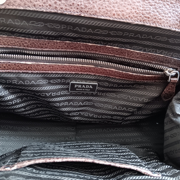 *Genuine Vintage Prada Leather Ombre bag!* - Picture 11 of 14